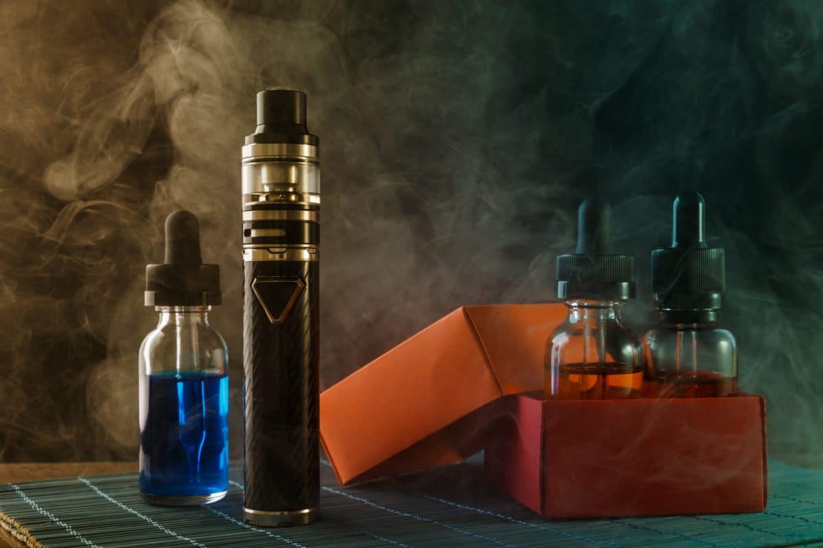 e-liquide au goût de tabac fruité